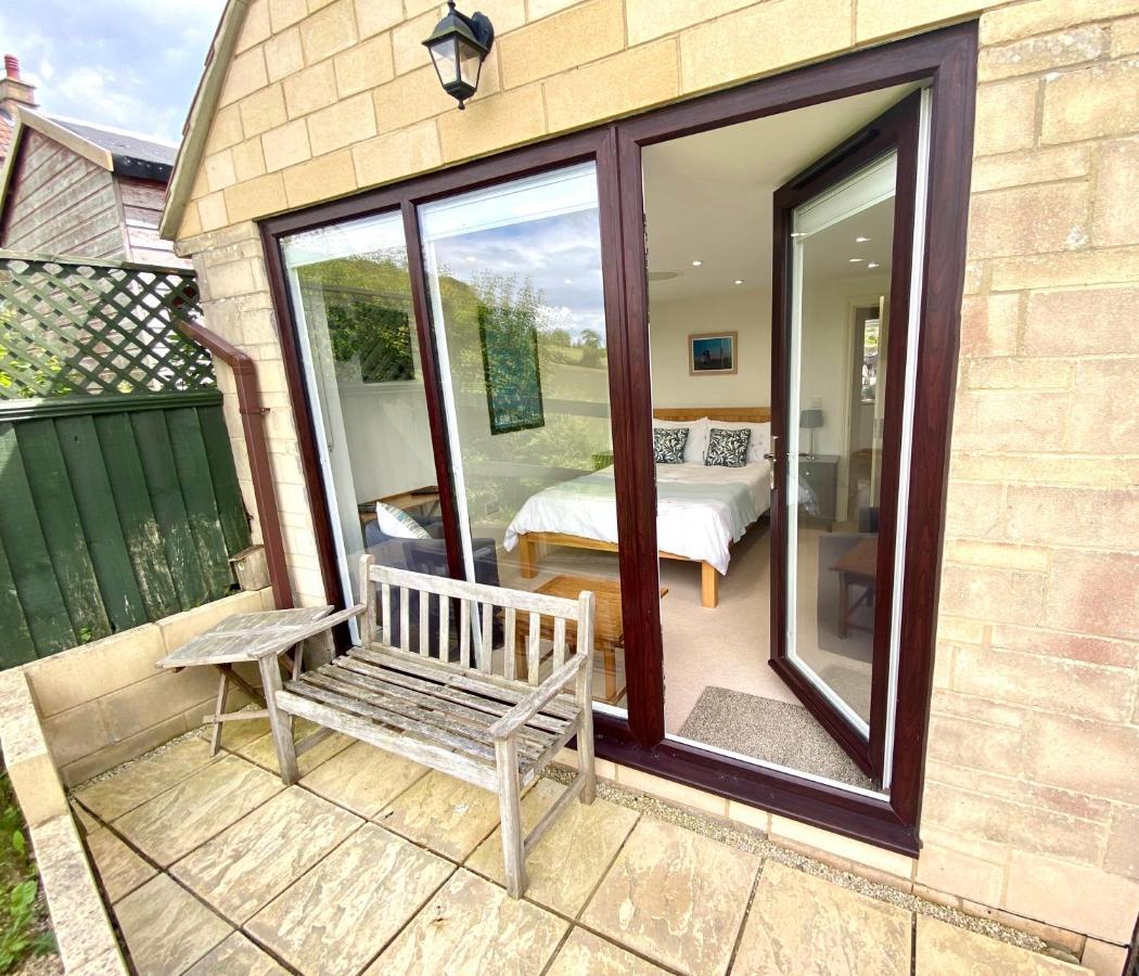 A Secluded Self Contained Country Suite With A View - Parking, Easy Access To Bath Corsham Bagian luar foto